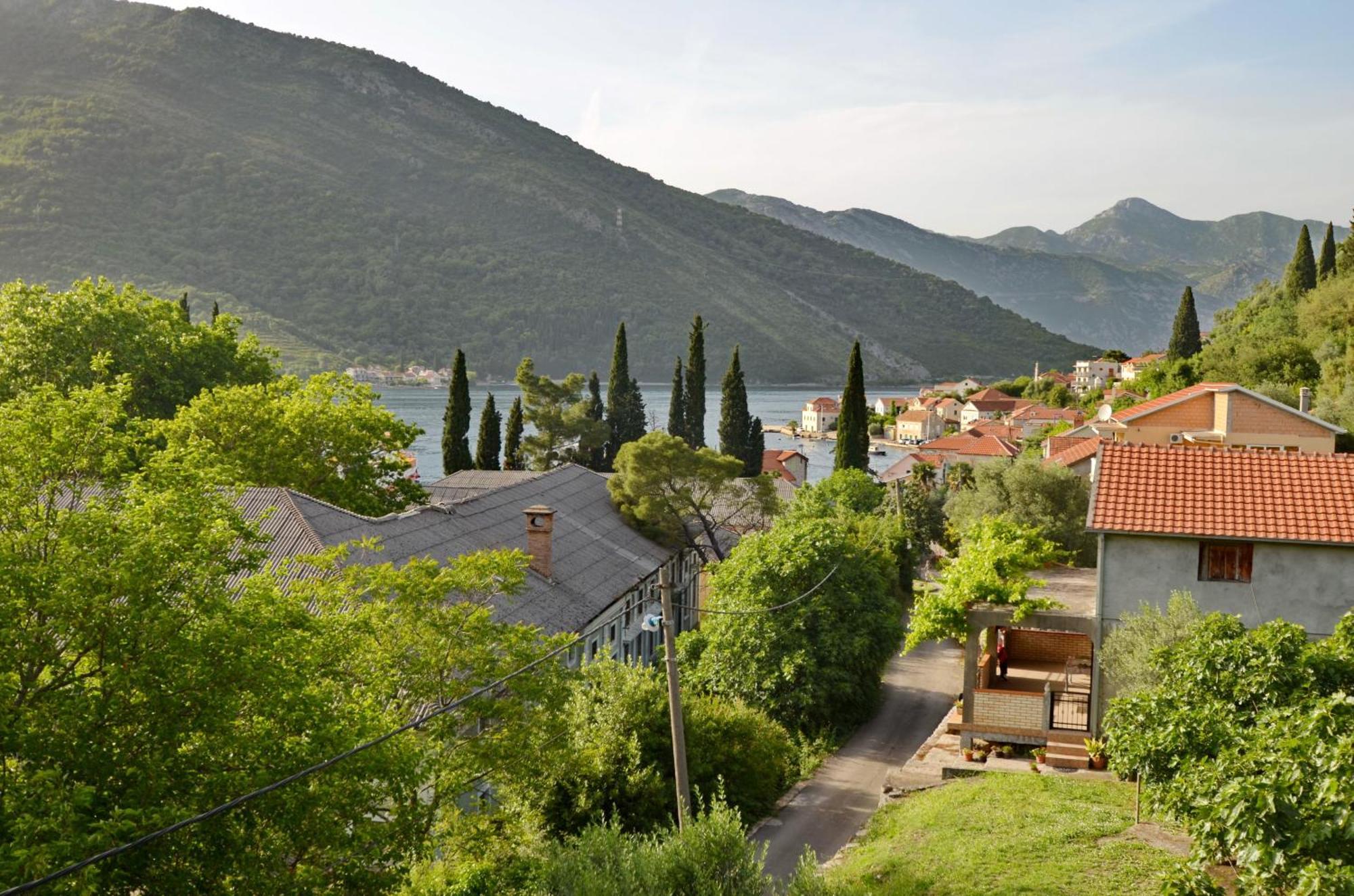 Apartments Dinko Zifra Tivat Kültér fotó